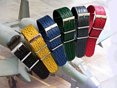 Nato g10 shark skin calf - skin,